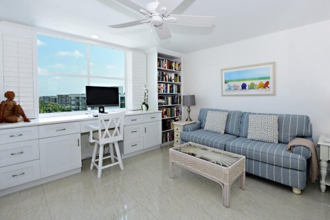 Condo in Palm Beach, Florida, 2 bedrooms  № 1181940 - photo 20