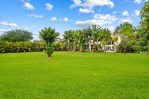 Villa ou maison à vendre à Davie, Floride: 6 chambres, 563.92 m2 № 1182018 - photo 1