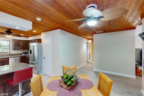 Villa ou maison à vendre à Palm City, Floride: 3 chambres, 223.15 m2 № 1385877 - photo 7