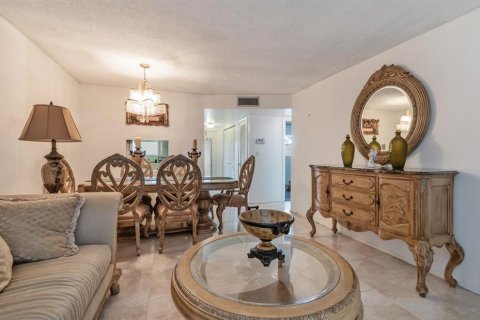 Condominio en venta en Sunrise, Florida, 2 dormitorios, 78.97 m2 № 700433 - foto 16