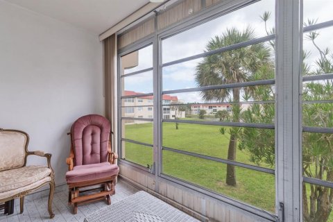 Copropriété à vendre à Sunrise, Floride: 2 chambres, 78.97 m2 № 700433 - photo 3