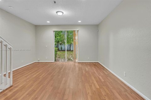 Adosado en venta en Lauderhill, Florida, 3 dormitorios, 190.45 m2 № 1345078 - foto 8