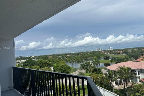 Copropriété à vendre à Hallandale Beach, Floride: 3 chambres, 132.85 m2 № 1329319 - photo 23