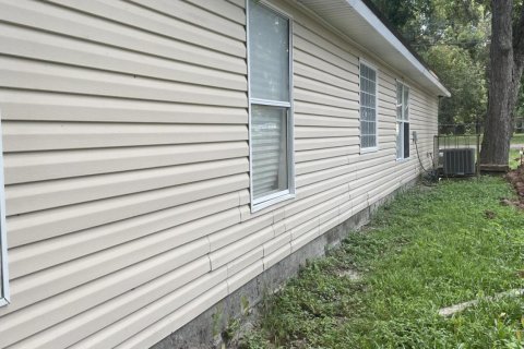 House in Jacksonville, Florida 3 bedrooms, 130.71 sq.m. № 770076 - photo 10