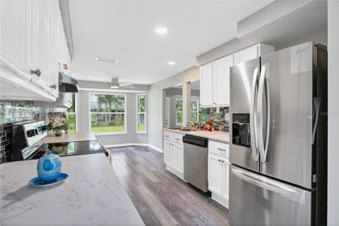 Casa en venta en Venice, Florida, 2 dormitorios, 150.04 m2 № 1375092 - foto 9