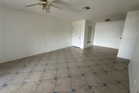 Copropriété à vendre à Casselberry, Floride: 1 chambre, 76.18 m2 № 1352744 - photo 17