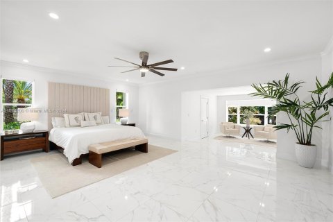 Villa ou maison à vendre à Pinecrest, Floride: 7 chambres, 619.29 m2 № 1315920 - photo 4