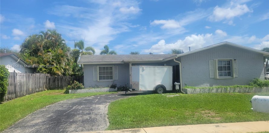 Casa en Sunrise, Florida 3 dormitorios, 135.08 m2 № 1315919