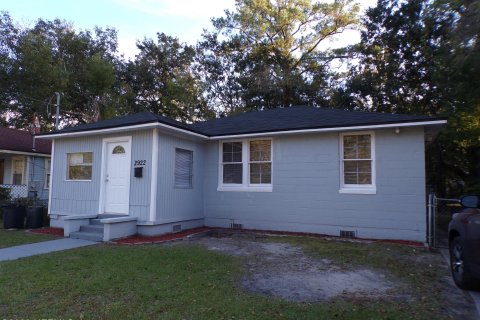 House in Jacksonville, Florida 3 bedrooms, 95.69 sq.m. № 875770 - photo 1