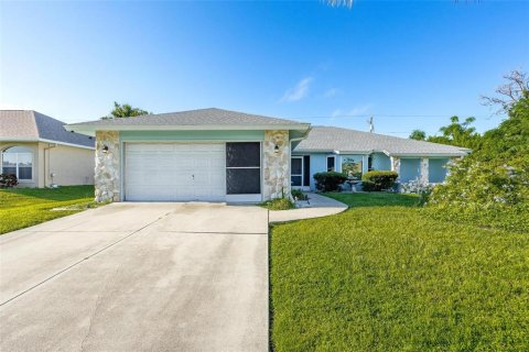 Villa ou maison à vendre à Englewood, Floride: 3 chambres, 168.71 m2 № 1339289 - photo 2