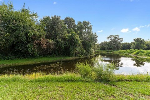 Villa ou maison à vendre à Tampa, Floride: 3 chambres, 117.34 m2 № 1339324 - photo 29