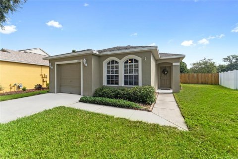 Villa ou maison à vendre à Tampa, Floride: 3 chambres, 117.34 m2 № 1339324 - photo 3