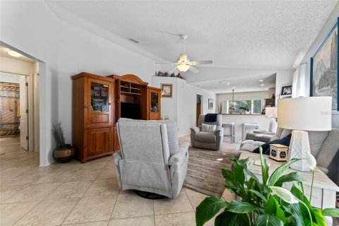 Villa ou maison à vendre à Tampa, Floride: 3 chambres, 117.34 m2 № 1339324 - photo 5