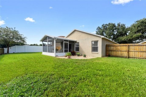 House in Tampa, Florida 3 bedrooms, 117.34 sq.m. № 1339324 - photo 27