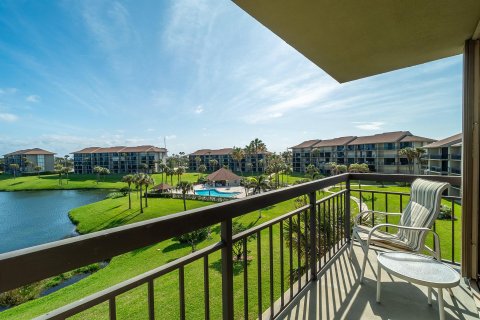 Condo in Jupiter, Florida, 2 bedrooms  № 963684 - photo 16