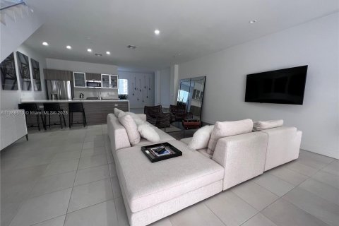 Condominio en alquiler en Fort Lauderdale, Florida, 3 dormitorios, 180.04 m2 № 505536 - foto 3