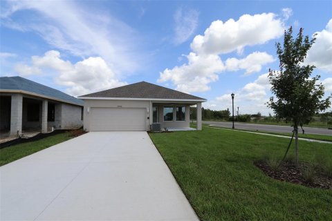 House in Wesley Chapel, Florida 3 bedrooms, 150.04 sq.m. № 1344662 - photo 5