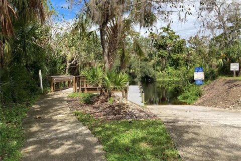 Villa ou maison à vendre à Punta Gorda, Floride: 2 chambres, 165.92 m2 № 744886 - photo 15