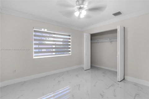 Villa ou maison à vendre à Miami Gardens, Floride: 2 chambres, 111.48 m2 № 1332321 - photo 17