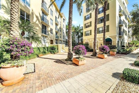 Condo in West Palm Beach, Florida, 2 bedrooms  № 1127922 - photo 24