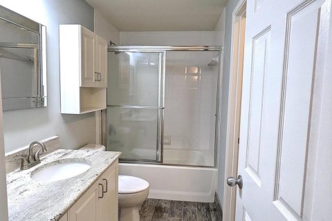 Condo in West Palm Beach, Florida, 2 bedrooms  № 1127922 - photo 6