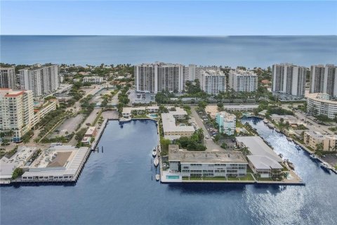 Condo in Fort Lauderdale, Florida, 2 bedrooms  № 1127917 - photo 7