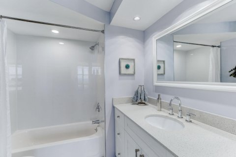 Copropriété à vendre à Fort Lauderdale, Floride: 2 chambres, 102.19 m2 № 1127917 - photo 25