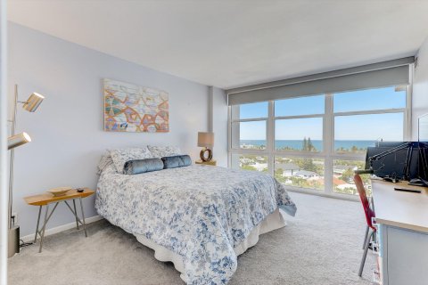 Copropriété à vendre à Fort Lauderdale, Floride: 2 chambres, 102.19 m2 № 1127917 - photo 28