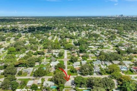 Casa en venta en Saint Petersburg, Florida, 4 dormitorios, 174.84 m2 № 1378552 - foto 14