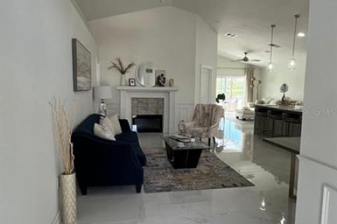 Casa en venta en Orlando, Florida, 4 dormitorios, 154.31 m2 № 1378518 - foto 5