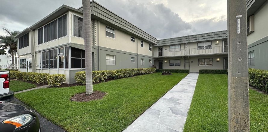 Condo in Delray Beach, Florida, 2 bedrooms  № 1329509