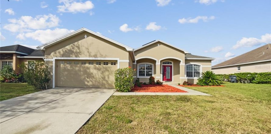 House in Lakeland, Florida 4 bedrooms, 208.1 sq.m. № 1426443