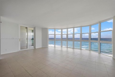 Copropriété à vendre à Hillsboro Beach, Floride: 2 chambres, 195.09 m2 № 1235730 - photo 4