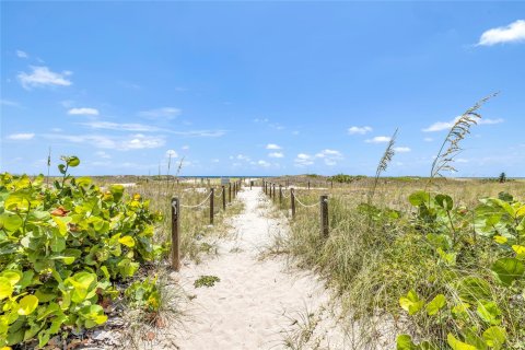 Condo in Pompano Beach, Florida, 2 bedrooms  № 1227048 - photo 26