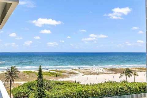 Copropriété à vendre à Pompano Beach, Floride: 2 chambres, 161.19 m2 № 1227048 - photo 16