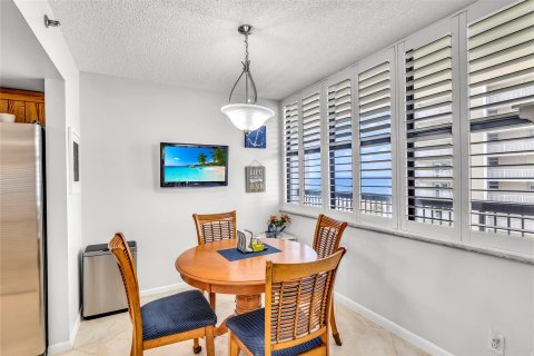 Condo in Pompano Beach, Florida, 2 bedrooms  № 1227048 - photo 14