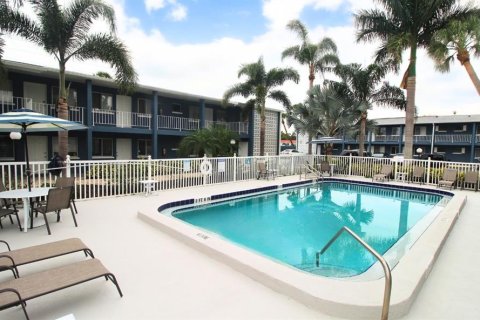 Apartamento en alquiler en Sarasota, Florida, 1 dormitorio, 52.03 m2 № 1357555 - foto 9