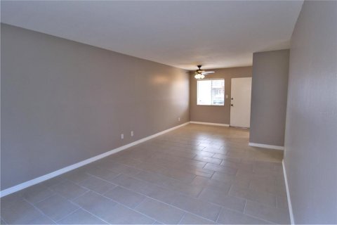 Appartement à louer à Sarasota, Floride: 1 chambre, 52.03 m2 № 1357555 - photo 4