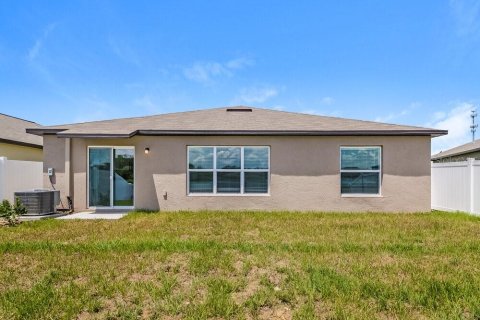 Villa ou maison à louer à Palmetto, Floride: 4 chambres, 179.86 m2 № 1357556 - photo 16