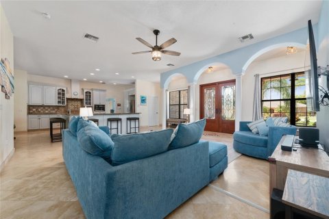 Villa ou maison à vendre à Kissimmee, Floride: 3 chambres, 306.02 m2 № 1263411 - photo 16