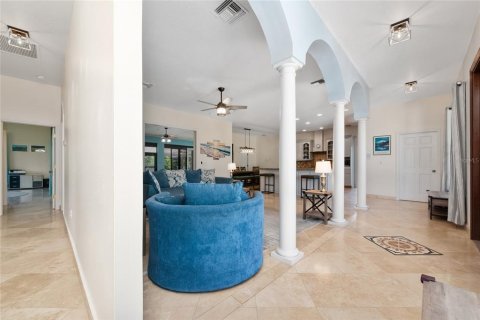 Villa ou maison à vendre à Kissimmee, Floride: 3 chambres, 306.02 m2 № 1263411 - photo 28