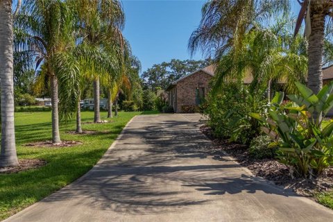 Villa ou maison à vendre à Kissimmee, Floride: 3 chambres, 306.02 m2 № 1263411 - photo 3