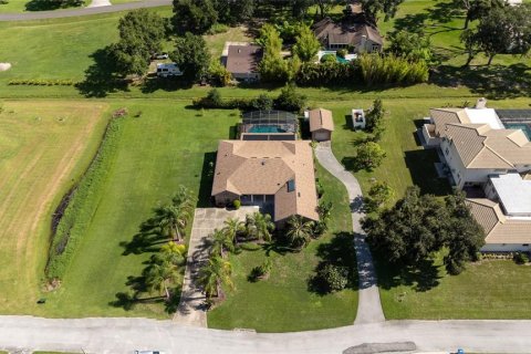 Villa ou maison à vendre à Kissimmee, Floride: 3 chambres, 306.02 m2 № 1263411 - photo 1