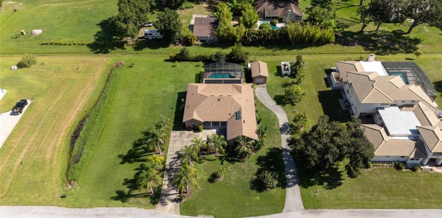 Villa ou maison à Kissimmee, Floride 3 chambres, 306.02 m2 № 1263411