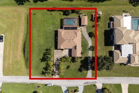 Villa ou maison à vendre à Kissimmee, Floride: 3 chambres, 306.02 m2 № 1263411 - photo 2