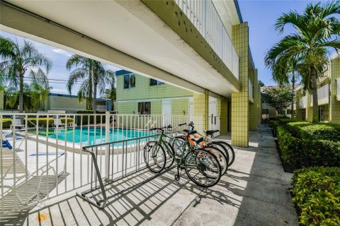 Copropriété à vendre à Tampa, Floride: 2 chambres, 73.58 m2 № 1339687 - photo 22