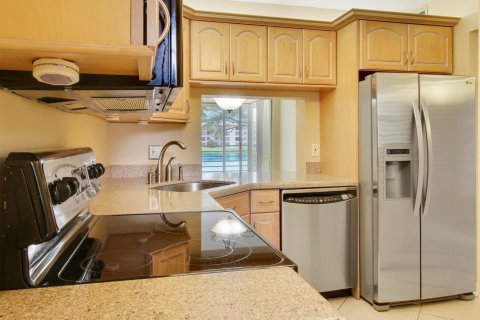 Condo in Davie, Florida, 2 bedrooms  № 968295 - photo 16