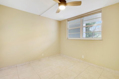 Condo in Davie, Florida, 2 bedrooms  № 968295 - photo 7