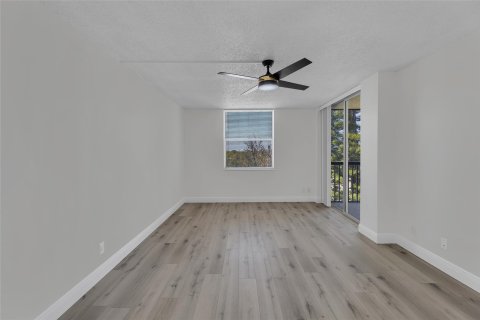 Copropriété à vendre à Boca Raton, Floride: 2 chambres, 101.26 m2 № 1134897 - photo 12