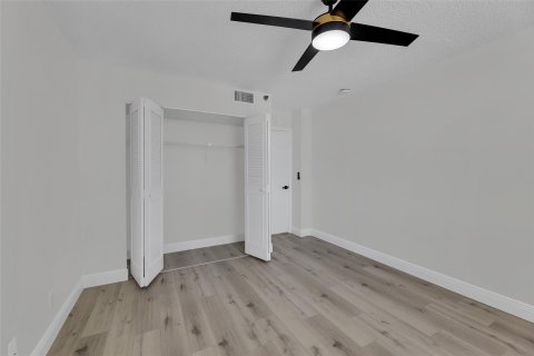 Copropriété à vendre à Boca Raton, Floride: 2 chambres, 101.26 m2 № 1134897 - photo 16